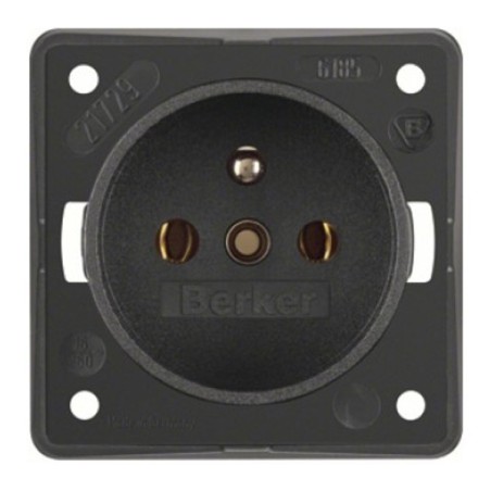 Berker INTEGRO 230V stekkerdoos met aardepen